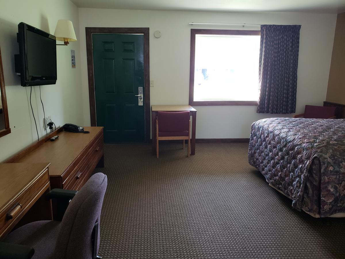 Motel Spinning Wheel 3*
